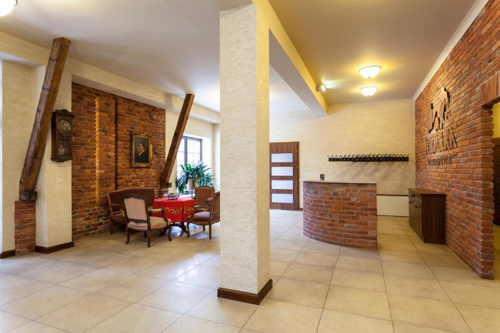 Hotel Folwark Згеж Екстериор снимка