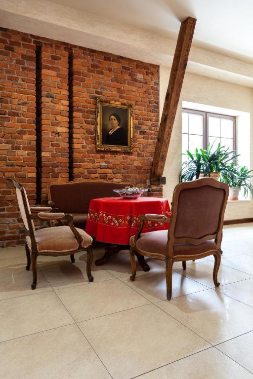Hotel Folwark Згеж Екстериор снимка